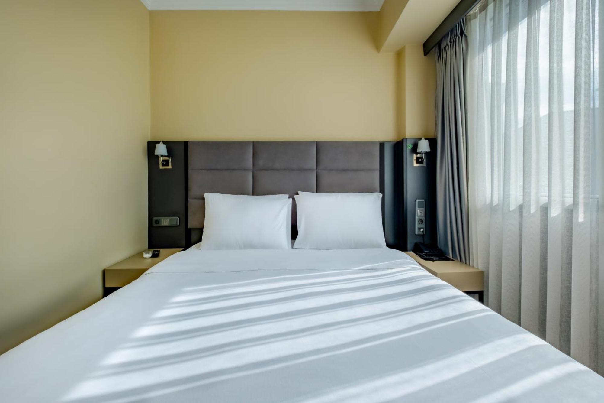 Frt Airlines Hotel - Istanbul Airport Arnavutkoy Kültér fotó