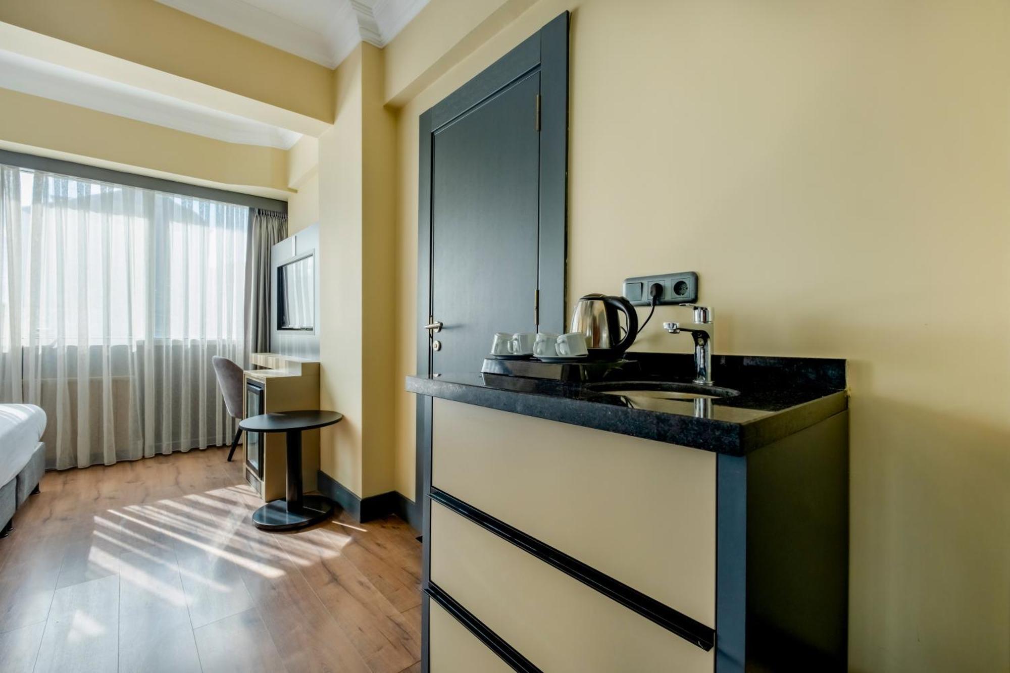 Frt Airlines Hotel - Istanbul Airport Arnavutkoy Kültér fotó